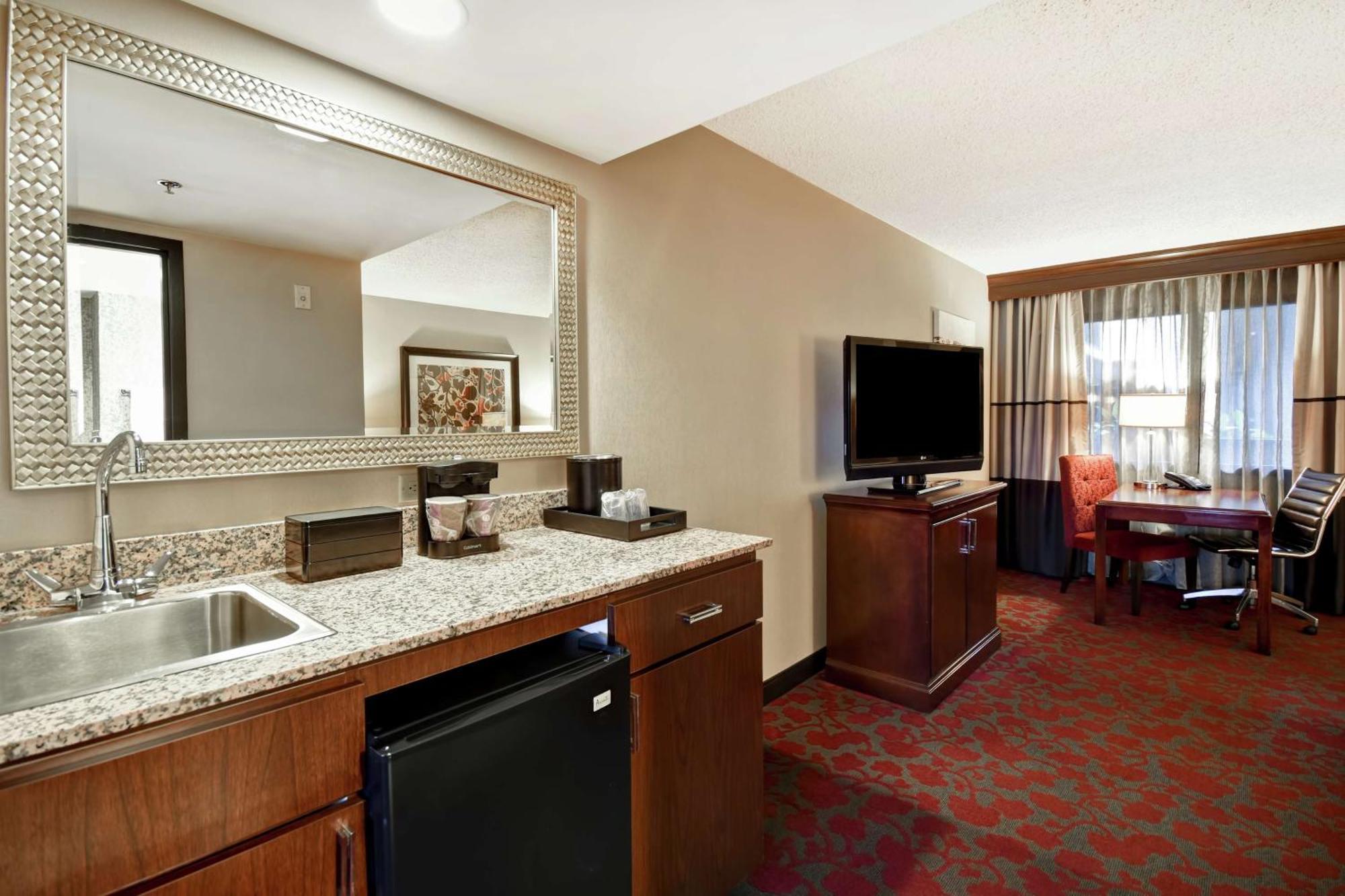Embassy Suites By Hilton Dulles Airport Herndon Exterior foto